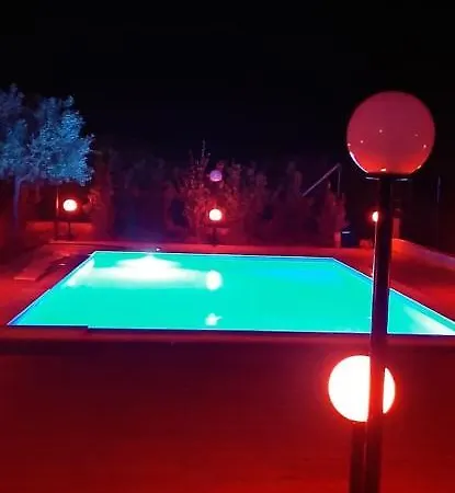 Debel'S House Guest house *